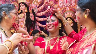 Sindoor Khela, Sindoor Khela dress, sindoor khela outfit