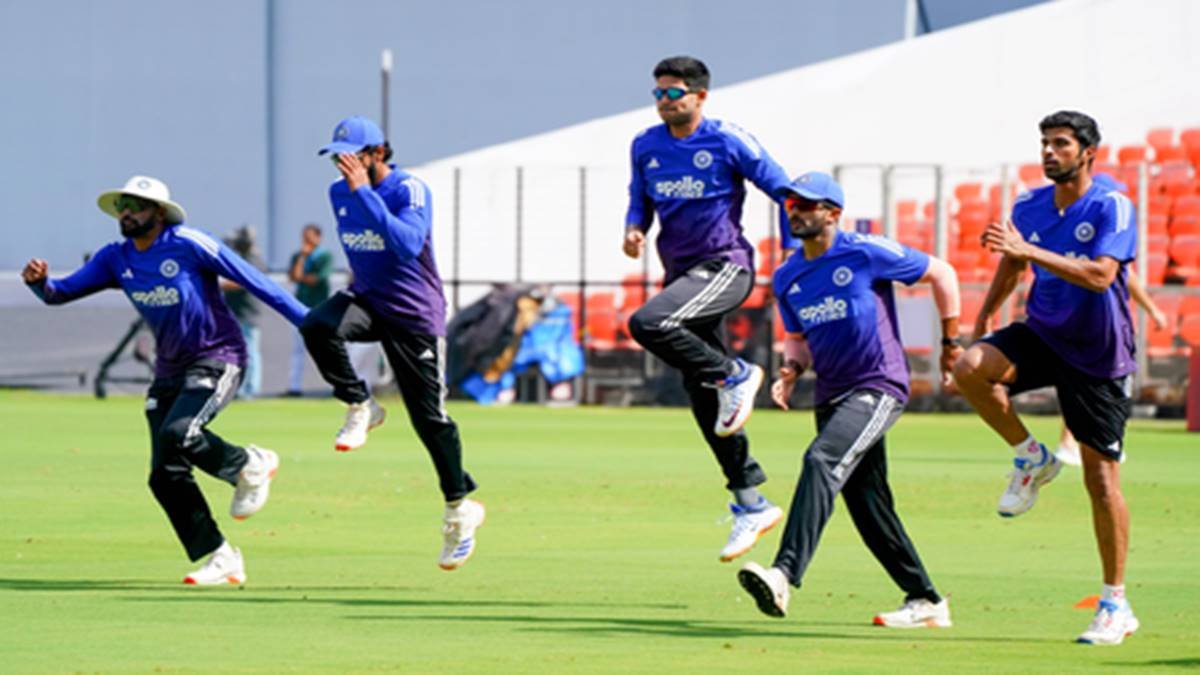 IND vs AUS: भारत का टी20 वर्ल्ड कप 2026 के फाइनल में किस टीम से होगा मुकाबला; 18,995 रन बनाने वाले बैटर ने की भविष्यवाणी