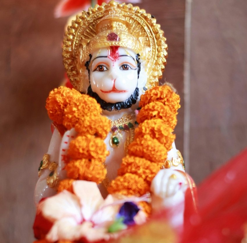The Ultimate Guide to Placing Hindu Idols at Home Without Inviting Trouble