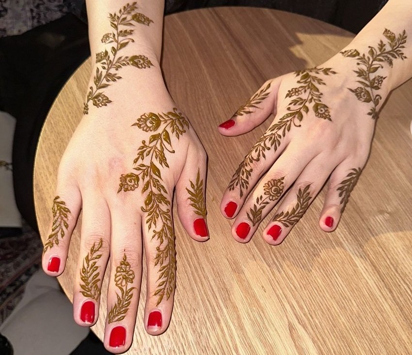 Trendy and Easy Mehndi Designs for Dhanteras, Diwali, and Govardhan Puja