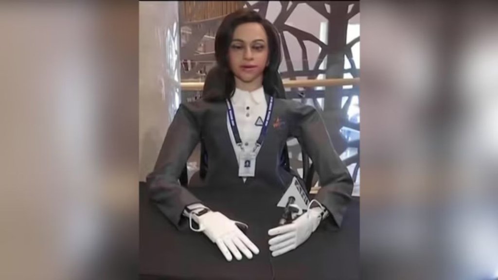 Vyommitra, ISRO humanoid robot, Gaganyaan mission 2025