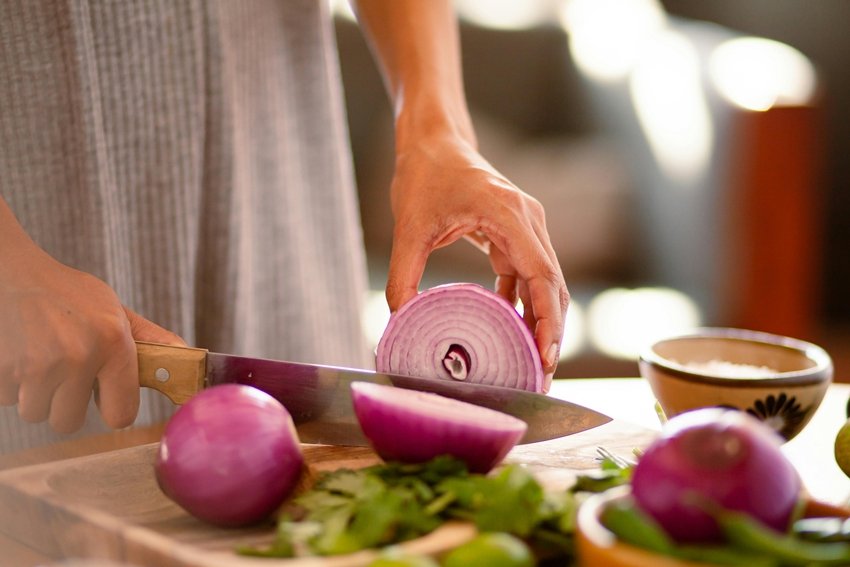 Why Cutting Onions Makes Your Eyes Water