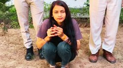 लड़की ने कई लड़कों को दिया धोखा , खूबसूरत इतनी की देखकर लोग जुर्म नहीं सुंदरता की करने लगे तारीफ़, चौंका रही काजल की पूरी कहानी