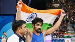 पेरिस ओलंपिक के पदक विजेता पर लगा एक साल का बैन, भारतीय रेसलर ने तोड़ा नियम; एशियन गेम्स से भी हुए बाहर