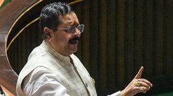 ‘सार्वजनिक जगहों पर बैन हो नमाज’,पूर्व बीजेपी नेता ने उठाई समान नियमों की आवाज