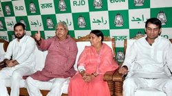 बिहार में वंशवादी नेताओं का बोलबाला, आरजेडी के 42 फीसदी विधायक नेता पुत्र; जानें जेडीयू, बीजेपी और कांग्रेस की क्या है स्थिति
