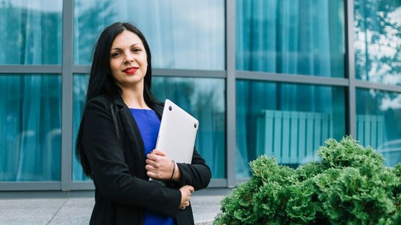etiquette crucial, Polite People, career advice