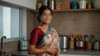 खिलौने वाली बंदूक दिखाकर नौकरानी ने मालकिन से लूट लिए पांच लाख, ऐसे की थी पूरी प्लानिंग