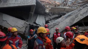 indonesia| indonesia school collapse| indonesia news