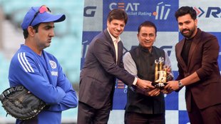 Rohit Sharma Ignores Gautam Gambhir in Champions Trophy 2025 win discussion takes Rahul Dravid name