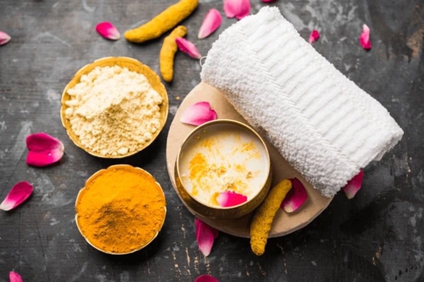 turmeric milk face mask