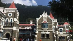 ‘देवी-देवताओं की मूर्तियां हटाने…’, आस्था के टकराव पर हिंदू महिला पहुंची हाई कोर्ट, नास्तिक पति से मांगा तलाक