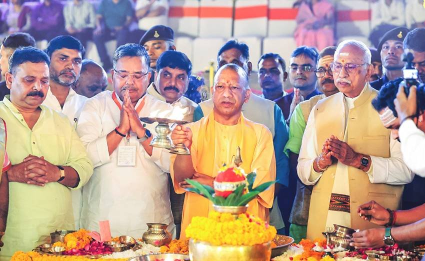 Dev Deepawali temples and ghats