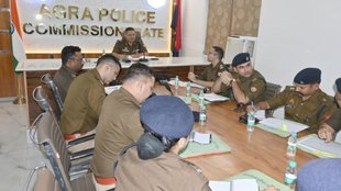 Agra Police, Agra news, agra news today
