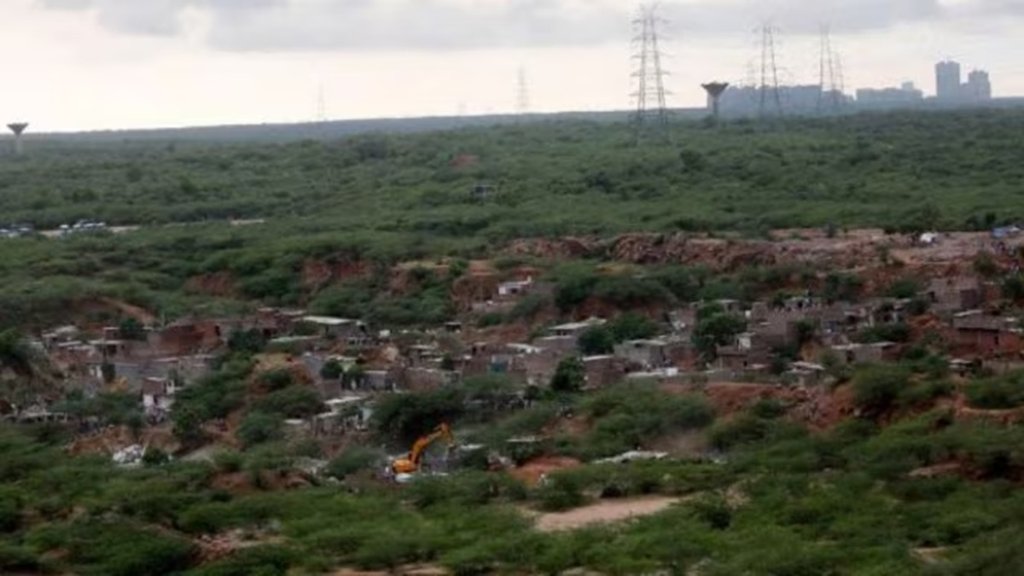 Aravalli definition, Supreme Court order, mining impact, NCR pollution