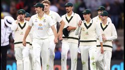 Ashes 2025-26: एशेज शुरू होने से पहले ही ऑस्ट्रेलिया को झटके पर झटके, पैट कमिंस के बाद यह दिग्गज तेज गेंदबाज भी बाहर