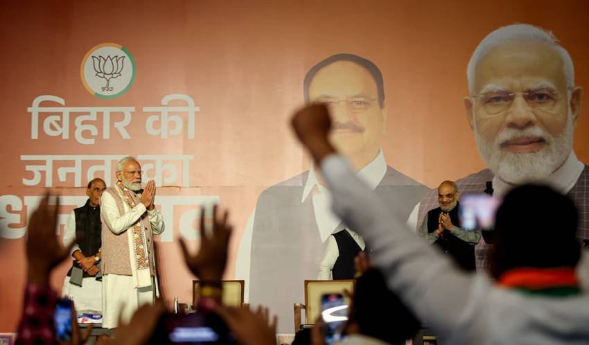 Modi celebrates NDA win