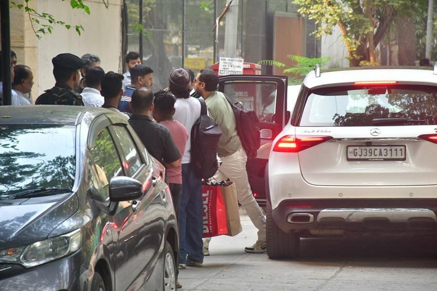 Deol family support by actors