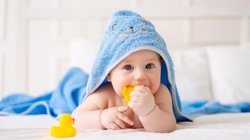 गुरुनानक देव जी से प्रेरित सिख बच्चों के लिए प्यारे नाम, जिनमें छिपा है जीवन का गहरा अर्थ