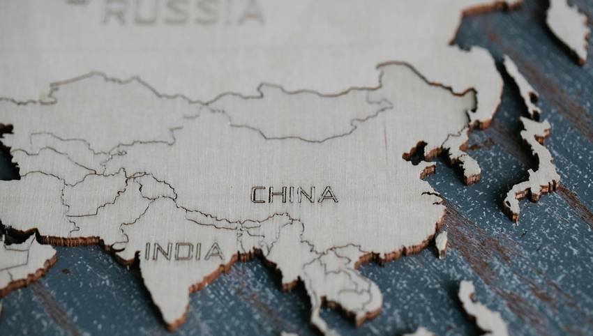 countries with maximum neighbours