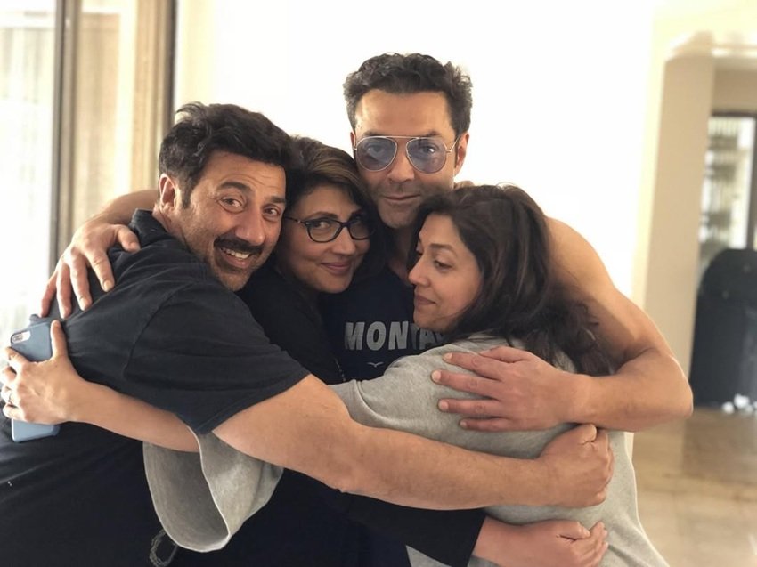 Dharmendra and Prakash Kaur family