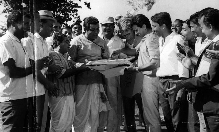 10 Rare Photos of Dharmendra