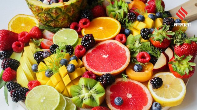 Eat Fruits on an Empty Stomach Not After Meals Know the Healthy Way