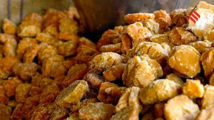 Expert Tips to Identify Pure Chemical-Free Jaggery at Home