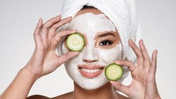 Facial Kit के बिना घर पर इस तरह करें फेशियल, चेहरे की चमक बढ़ाने के लिए फॉलो करें ये आसान स्टेप्स