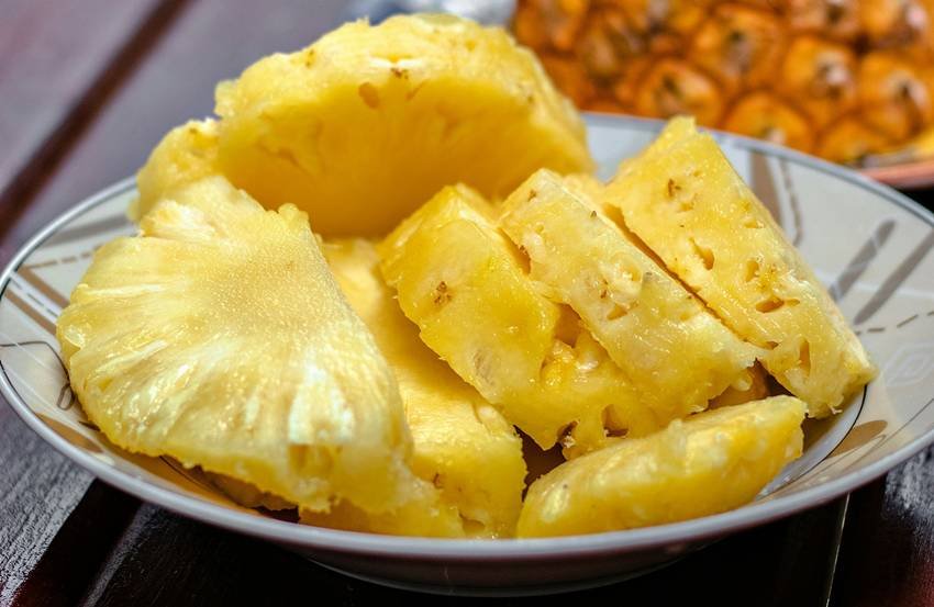 fruits with 20 times more Vitamin C