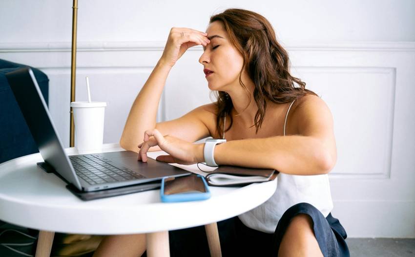  heart attack symptoms young age