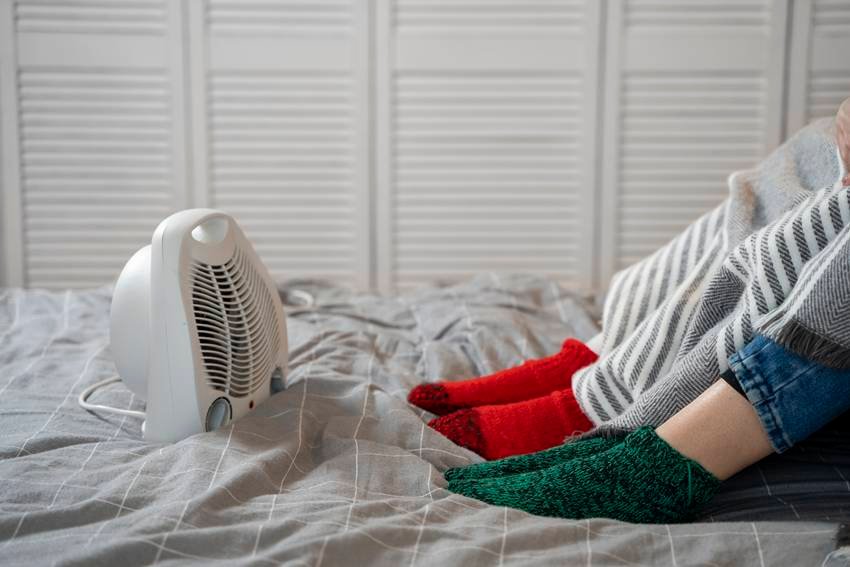 how to keep bedroom warm without heater