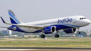 Hyderabad Airport | IndiGo Flight | Mumbai airport emergency landing