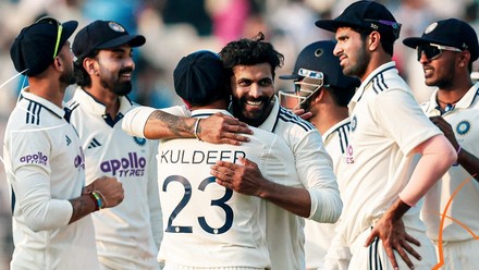 IND vs SA 1st Test Day 2 Highlights: जडेजा, कुलदीप की फिरकी में फंसे  प्रोटियाज, साउथ अफ्रीका का स्कोर 93/7; भारत की पकड़ मजबूत | Jansatta