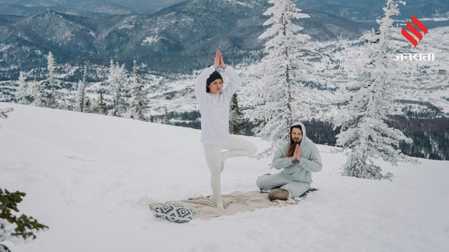 Improve Mood and Reduce Stress in Winter with These Yoga Moves