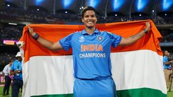 ‘दीप्ति खेलती है, तो मैं उसके साथ भारत के लिए खेलता हूं’, बहन को क्रिकेटर बनाने के लिए भाई ने दे दी करियर और नौकरी की कुर्बानी