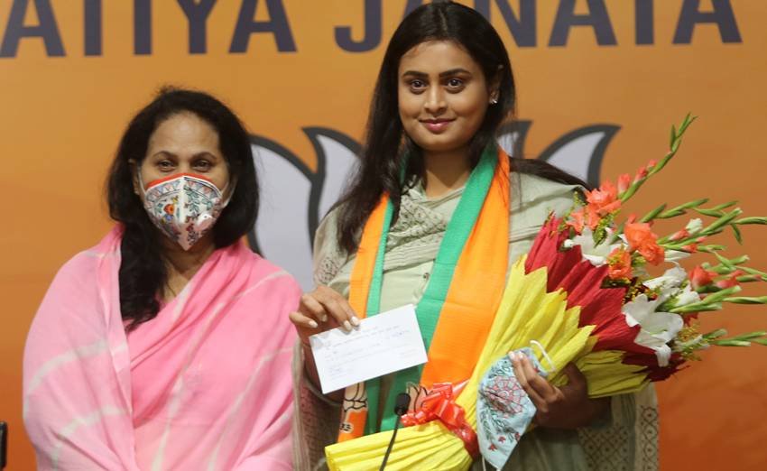 Shreyasi Singh career before politics