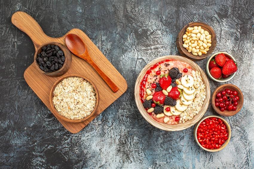 Oatmeal vs muesli for gut health