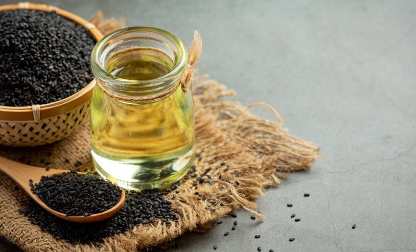 natural ways to reduce white hair