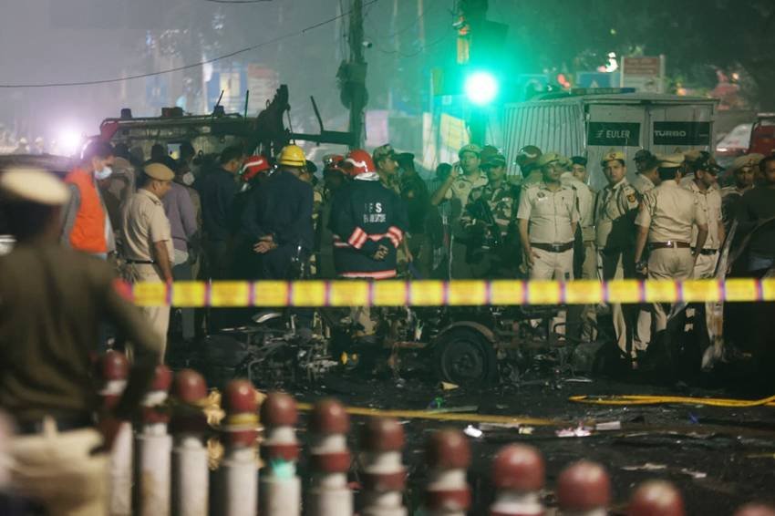 Painful Red Fort blast pictures