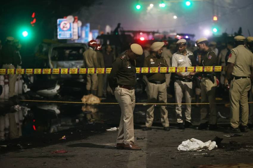 Delhi Red Fort Blast Pictures