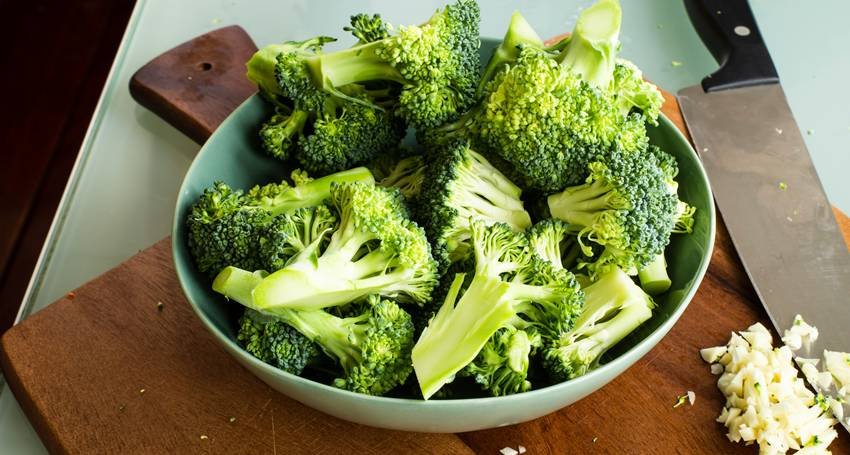how to eat broccoli