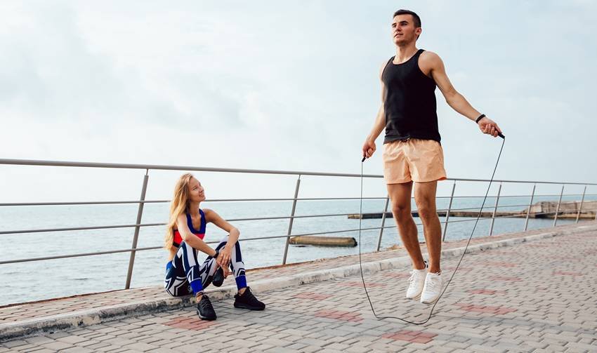 skipping vs running calories