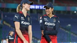 RCB का बड़ा फैसला, WPL 2026 की नीलामी से पहले इन्हें बनाया टीम का नया हेड कोच; स्मृति मंधाना ने दिया ऐसा रिएक्शन