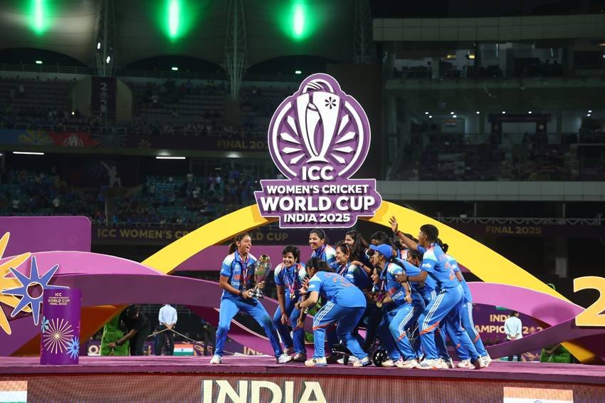 Women World Cup Trophy