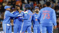 IND vs SA: भारत-साउथ अफ्रीका के बीच खेली जाएगी 2 टेस्ट, 3 वनडे, 5 टी20 मैचों की सीरीज; इतने बजे से शुरू होगें सभी मुकाबले