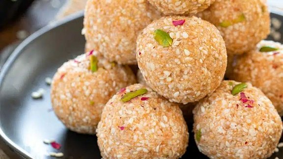 Til Aur Mawa Ke Soft Laddu | Sugarfree Til Mawa Ke Laddu | How to make sugar free sesame laddus