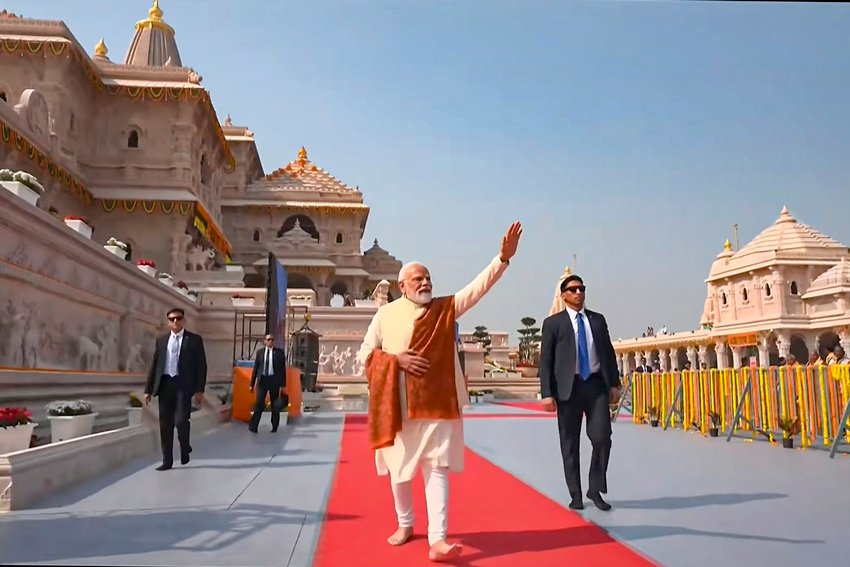 PM Modi and Mohan Bhagwat Offer Prayers to Ram Lalla During Ceremony