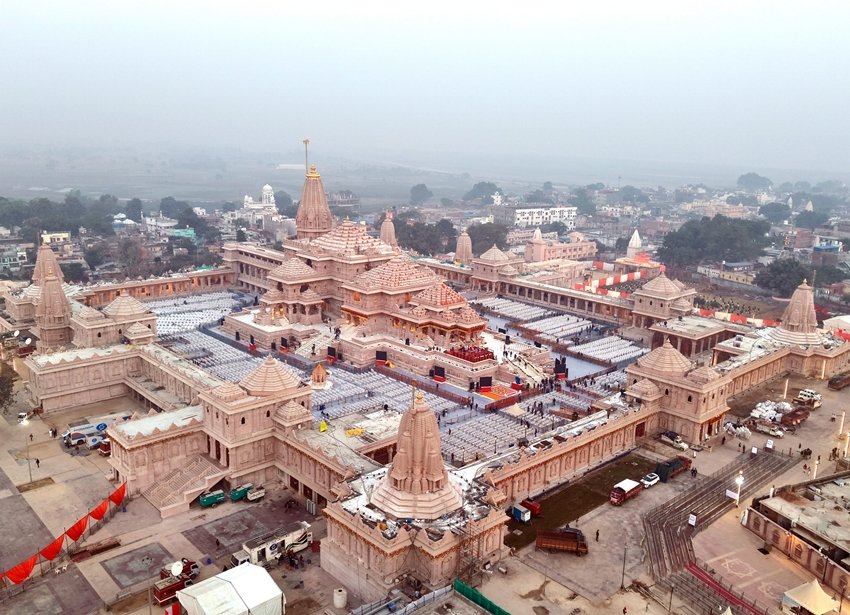 Devotees and Saints Witness the Historic Flag Hoisting Moment