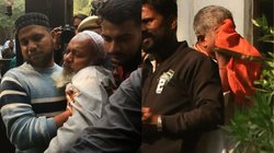 Delhi Blast: उसका चेहरा बुरी तरह जला हुआ था, टैटू से हुई पहचान, जानें कौन थे लाल किला ब्लास्ट में जान गंवाने वाले